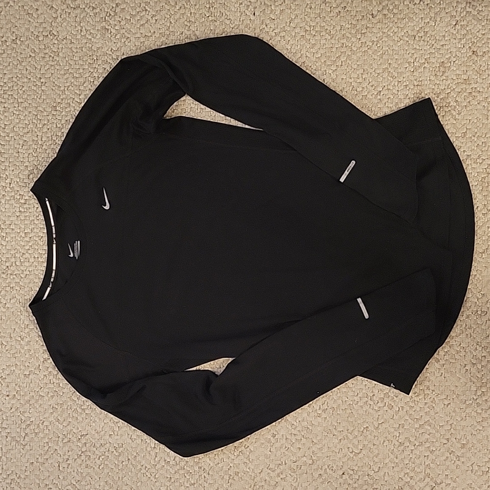 NIKE Breatheable Dri-Fit Long Sleeve Running T-Shirt
